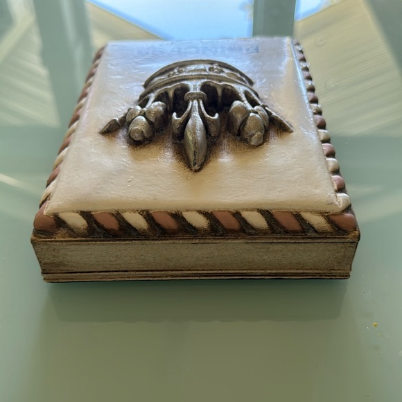 Sid Dickens Retired “Princess 20th Anniversary” - Picture 4 of 7